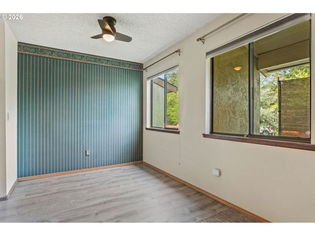 3403 Ne 162ND Ave, Portland, OR 97230