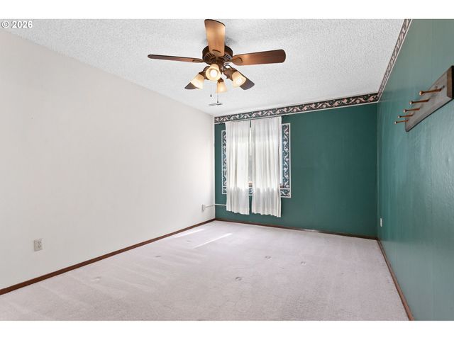 3403 Ne 162ND Ave, Portland, OR 97230
