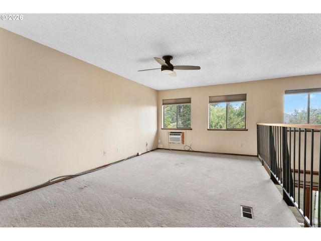 3403 Ne 162ND Ave, Portland, OR 97230