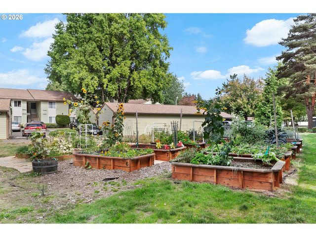 3403 Ne 162ND Ave, Portland, OR 97230