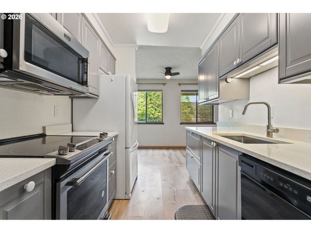 3403 Ne 162ND Ave, Portland, OR 97230