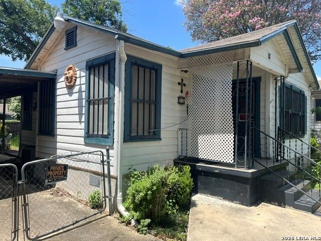 18 ROSEMONT DR, San Antonio, TX 78201