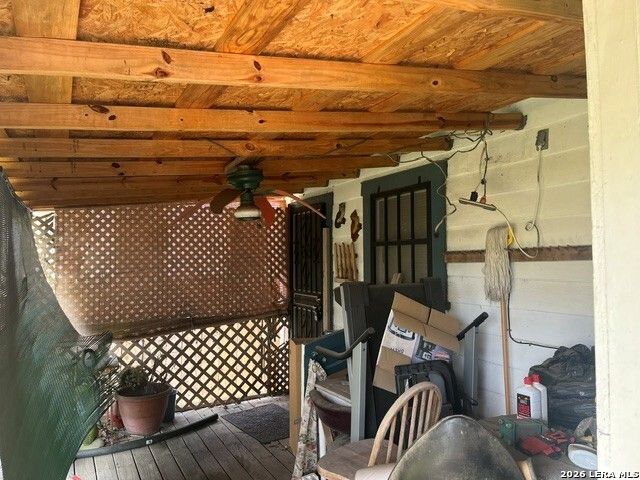 18 ROSEMONT DR, San Antonio, TX 78201