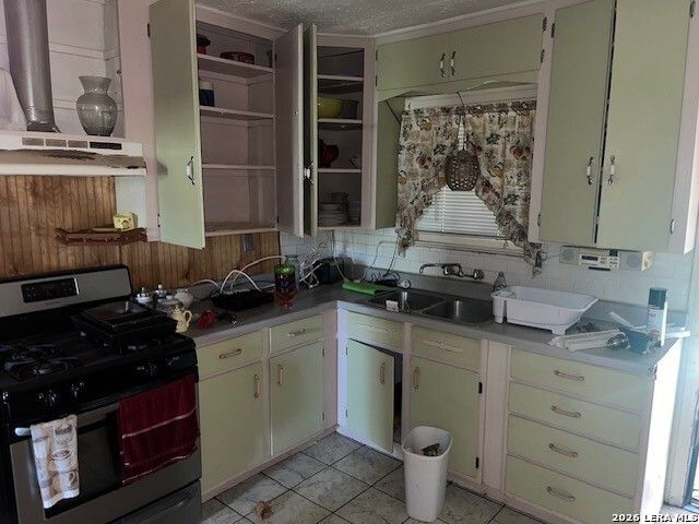 18 ROSEMONT DR, San Antonio, TX 78201