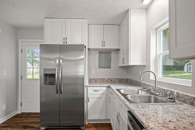 202 Fowler Ford Rd, Portland, TN 37148