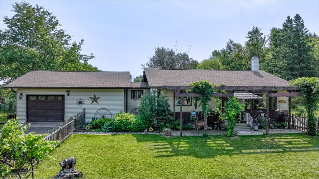 Image 1 of property listing at 1106 N Canaday Road, Exeland, WI 54835