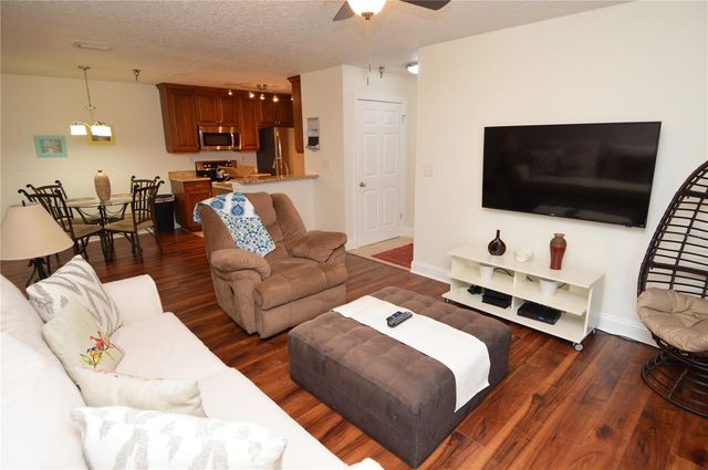 10263 GANDY BOULEVARD N 405, St Petersburg, FL 33702