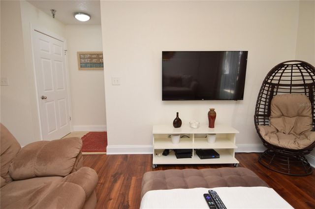 10263 GANDY BOULEVARD N 405, St Petersburg, FL 33702