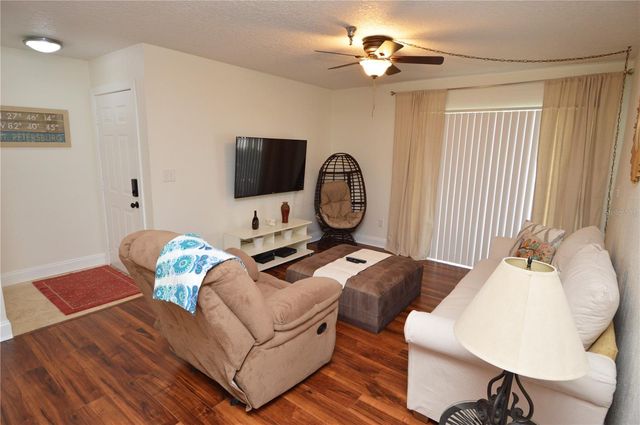 10263 GANDY BOULEVARD N 405, St Petersburg, FL 33702