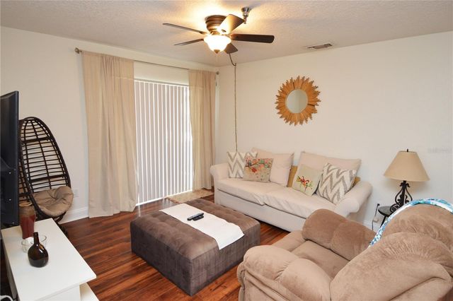 10263 GANDY BOULEVARD N 405, St Petersburg, FL 33702