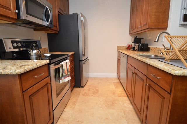 10263 GANDY BOULEVARD N 405, St Petersburg, FL 33702