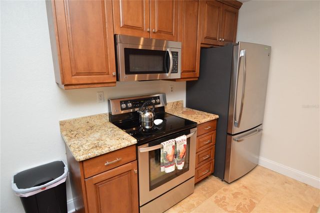 10263 GANDY BOULEVARD N 405, St Petersburg, FL 33702