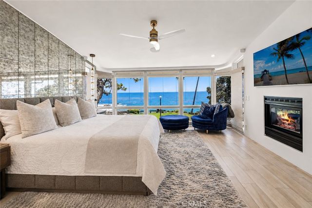 594 Cliff Drive, Laguna Beach, CA 92651
