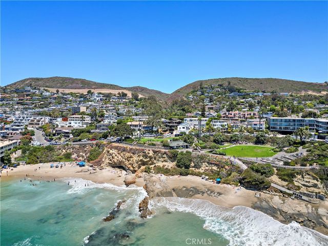 594 Cliff Drive, Laguna Beach, CA 92651