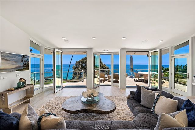 594 Cliff Drive, Laguna Beach, CA 92651