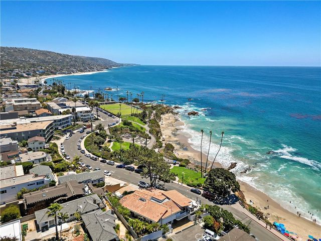 594 Cliff Drive, Laguna Beach, CA 92651