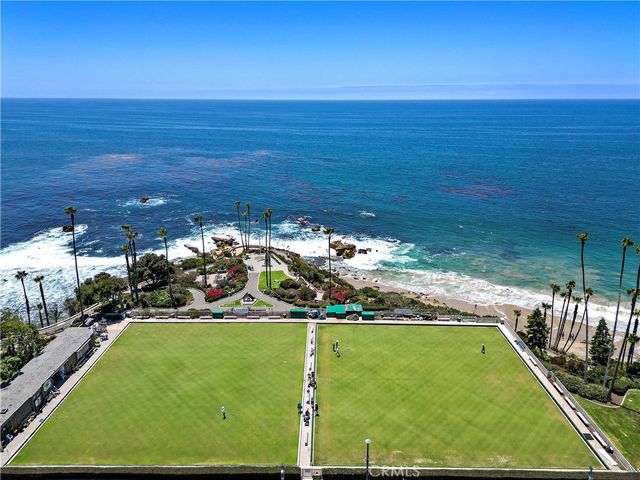 594 Cliff Drive, Laguna Beach, CA 92651