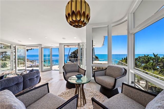 594 Cliff Drive, Laguna Beach, CA 92651