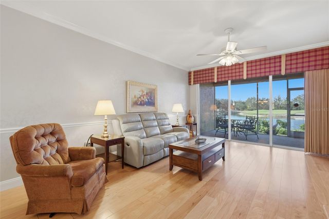 8422 WETHERSFIELD RUN 104, Lakewood Ranch, FL 34202