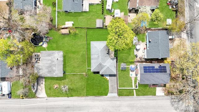 130 Farner Avenue, Selden, NY 11784