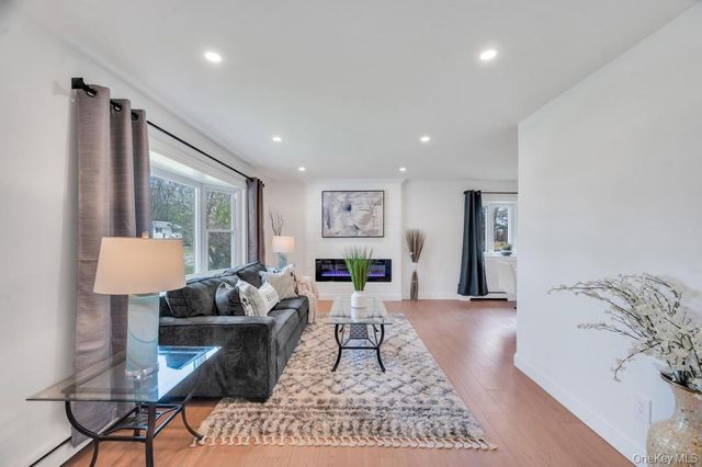 130 Farner Avenue, Selden, NY 11784