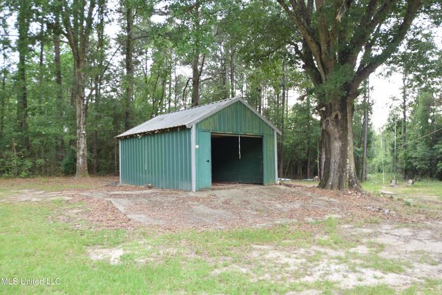 118 John Luke Mizell Road, Lucedale, MS 39452