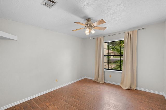 3803 Old Oaks Drive, Bryan, TX 77802