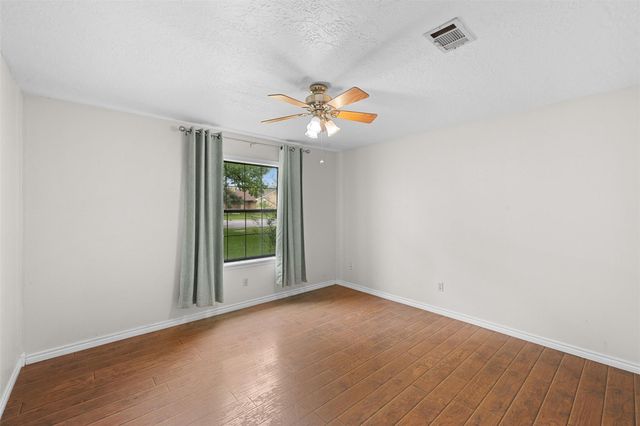 3803 Old Oaks Drive, Bryan, TX 77802