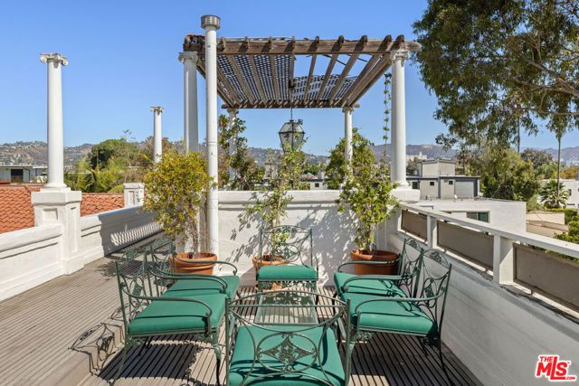 450 N Sycamore Avenue 4, Los Angeles, CA 90036