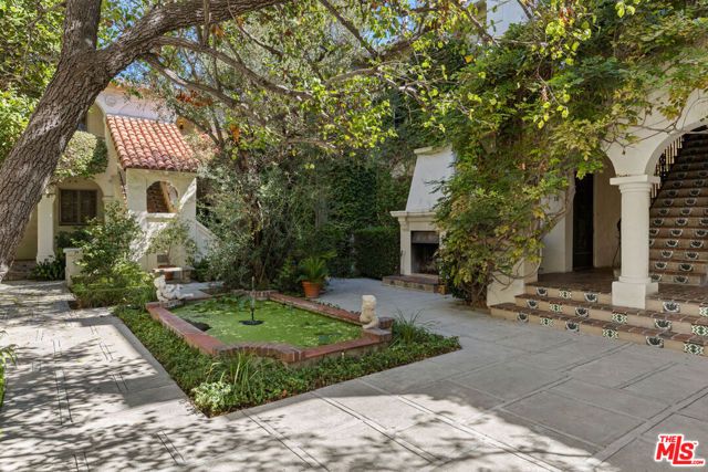 450 N Sycamore Avenue 4, Los Angeles, CA 90036