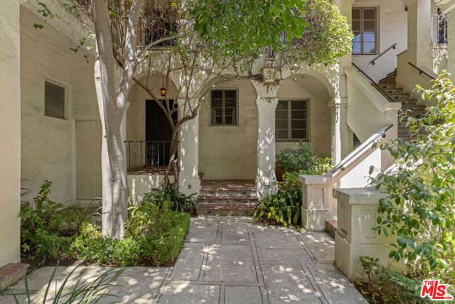 450 N Sycamore Avenue 4, Los Angeles, CA 90036