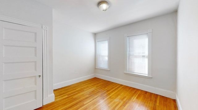 128 Elm St, Cambridge, MA 02140