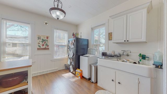 128 Elm St, Cambridge, MA 02140