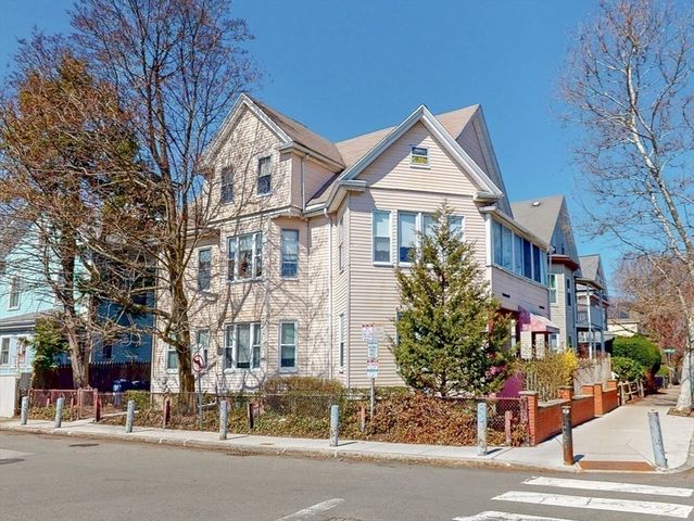 128 Elm St, Cambridge, MA 02140