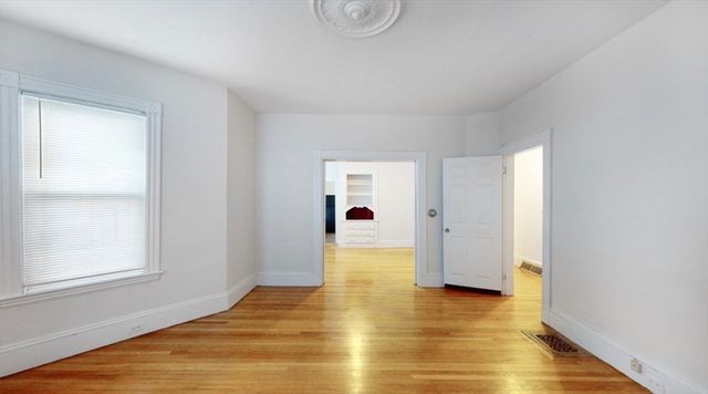 128 Elm St, Cambridge, MA 02140