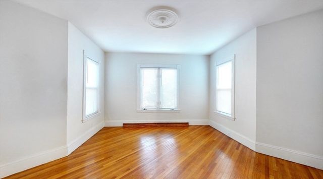 128 Elm St, Cambridge, MA 02140