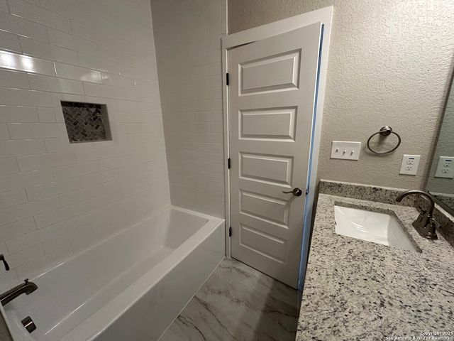 115 Avenue Ventana, San Antonio, TX 78256