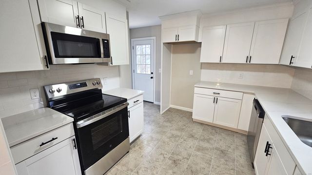 111 Oxbow Drive, Torrington, CT 06790