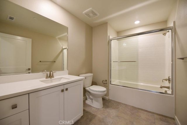 157 Bowery, Irvine, CA 92612