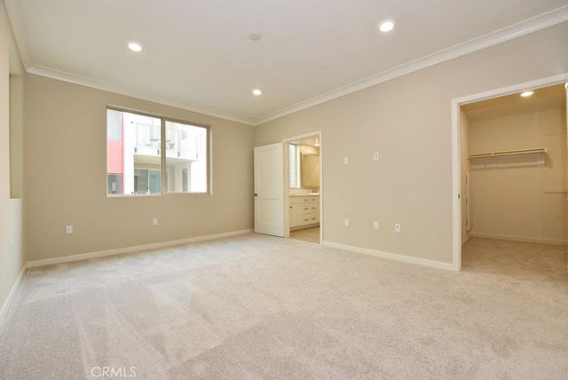 157 Bowery, Irvine, CA 92612