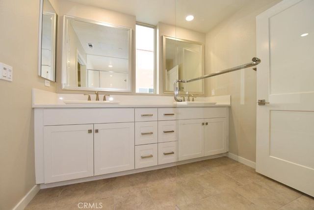 157 Bowery, Irvine, CA 92612