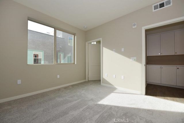 157 Bowery, Irvine, CA 92612