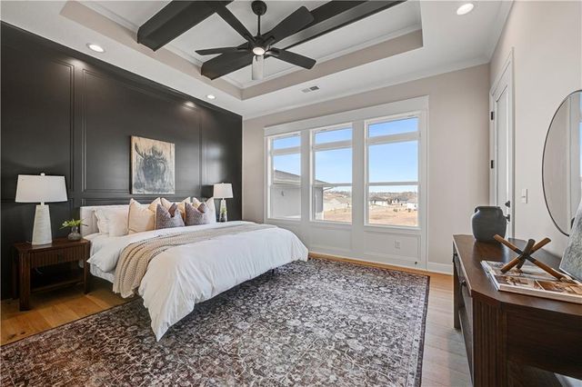 22152 W 94th Terrace, Lenexa, KS 66220