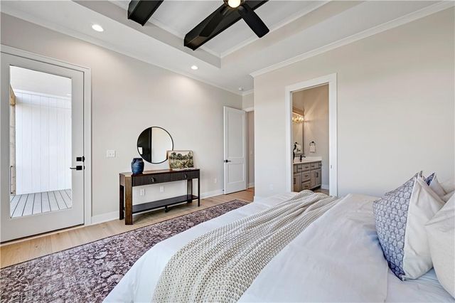 22152 W 94th Terrace, Lenexa, KS 66220