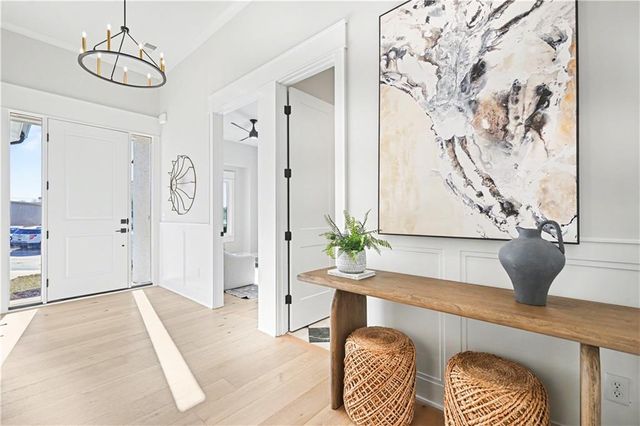 22152 W 94th Terrace, Lenexa, KS 66220