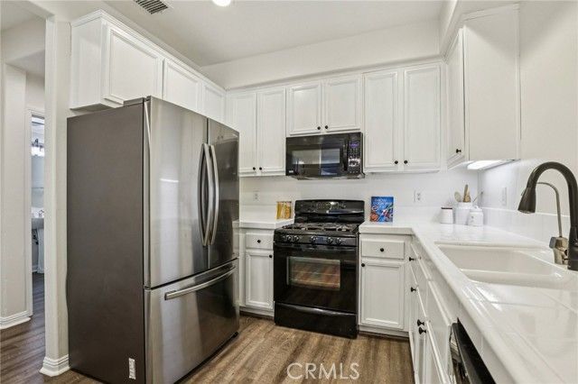 15 Whitworth Street, Ladera Ranch, CA 92694