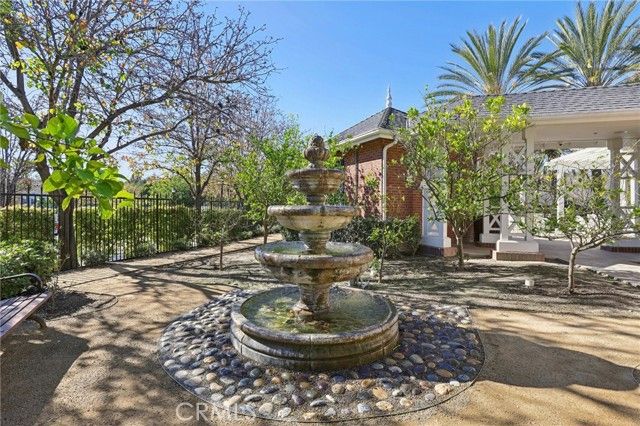 15 Whitworth Street, Ladera Ranch, CA 92694