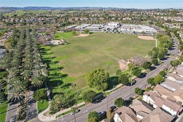 15 Whitworth Street, Ladera Ranch, CA 92694