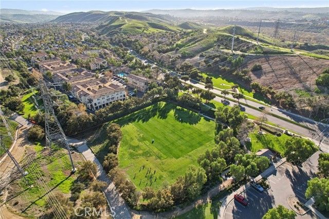 15 Whitworth Street, Ladera Ranch, CA 92694