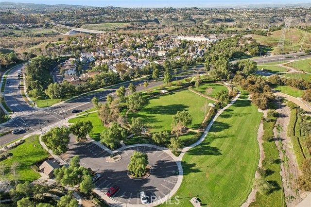 15 Whitworth Street, Ladera Ranch, CA 92694